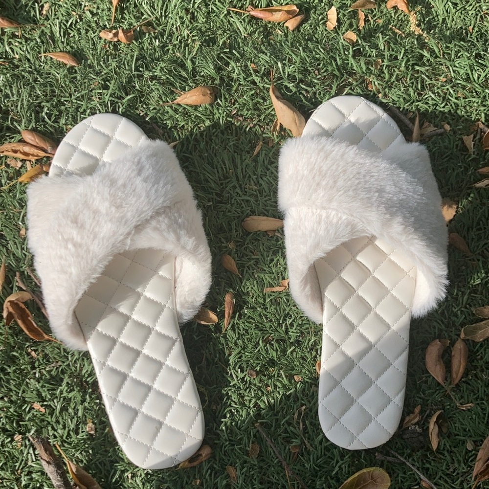 Sandles